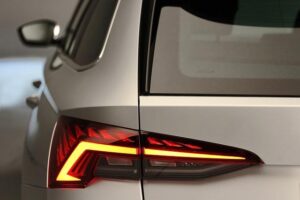 Škoda Octavia 1 oprava zámku dveří: Profesionální servis a opravy