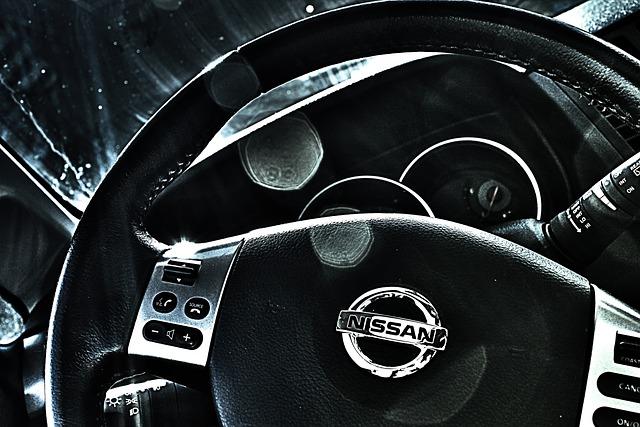 Auta Nissan Qashqai dveře oprava: Servis a údržba
