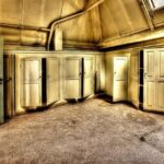 Jak vyrovnat dveře u skříně: Návod na úpravu