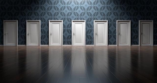 5. Doporučení od odborníků: Jak vybrat nejlevnější vchodové dveře s maximální spolehlivostí