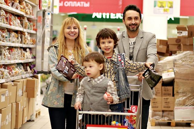Rodinný rozpočet a náklady na renovaci garážových vrat s dveřmi